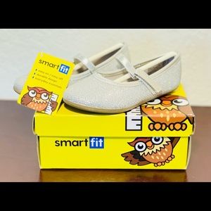 SMART FIT SPARKLY GIRLS SHOES SIZE: 6 1/2 toddler